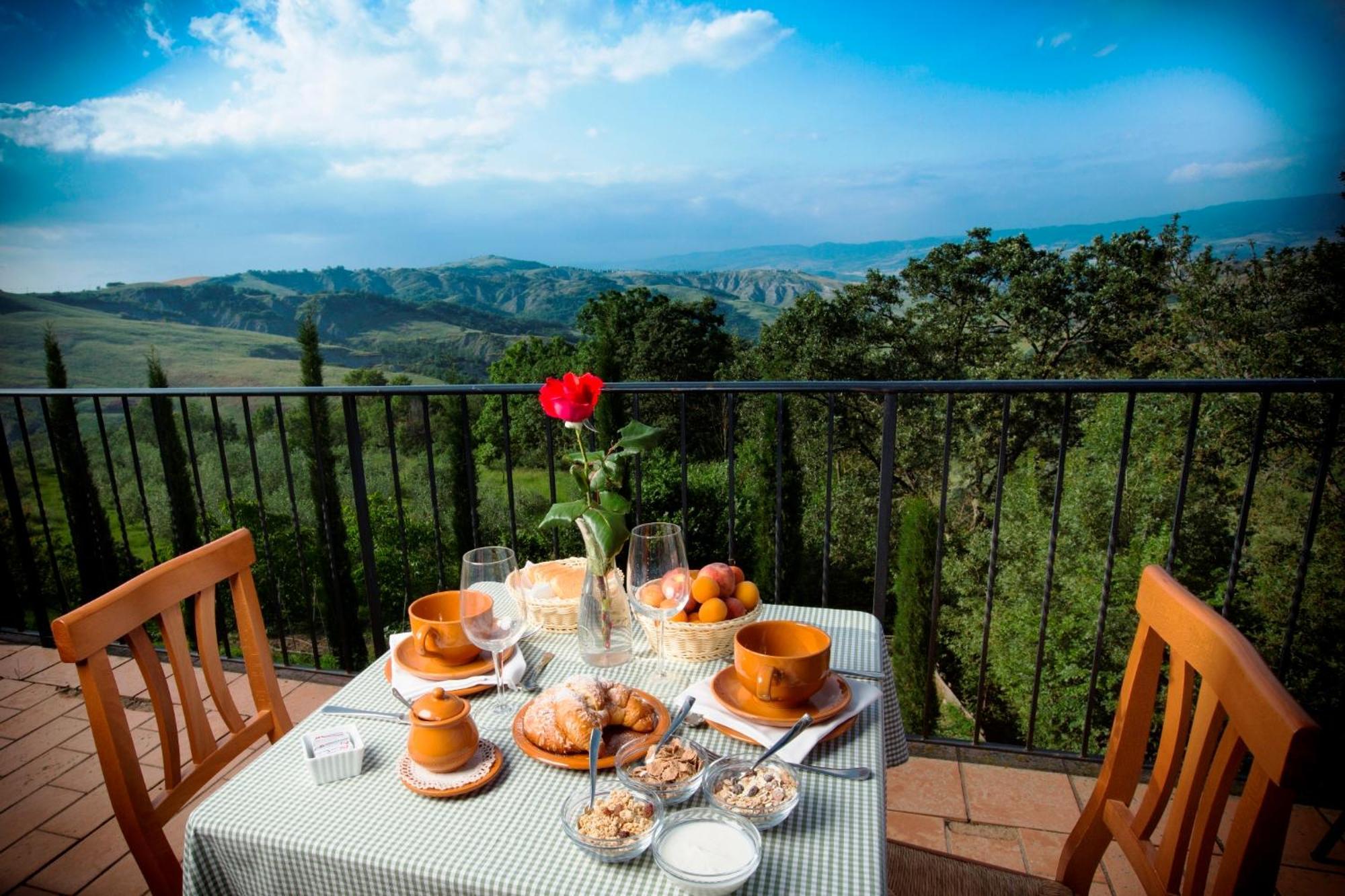Agriturismo Selvella Radicofani Bagian luar foto